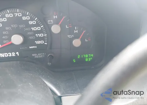 2004 Ford Explorer Xlt из США, поврежденный, VIN 1FMZU63W74UB87536